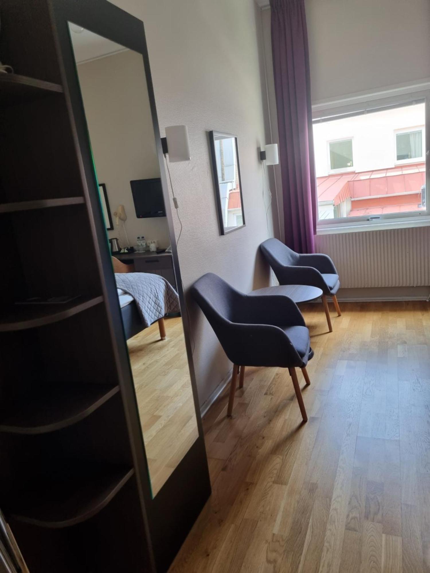 Mjoelby Stadshotell Eksteriør bilde